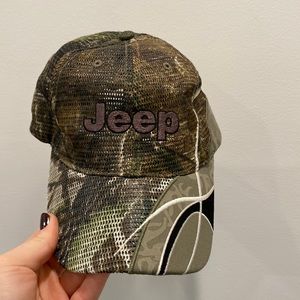 Jeep Camo hat - never worn